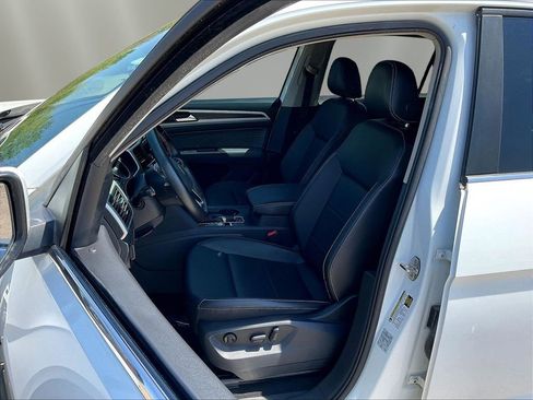 Used 2021 Volkswagen Atlas SE FWD image 21