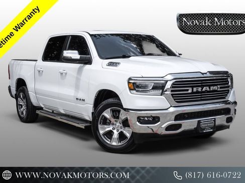 Used 2023 RAM 1500 Laramie AWD/4WD image 1
