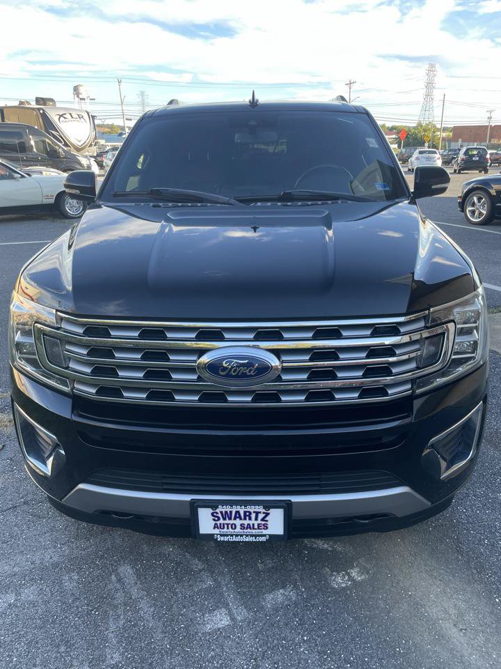 Used 2018 Ford Expedition Limited w/ Equipment Group 301A AWD/4WD image 8
