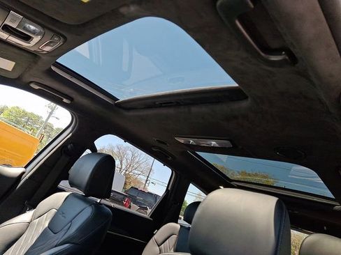 Used 2023 Kia Telluride SX Prestige X-Pro AWD/4WD image 17