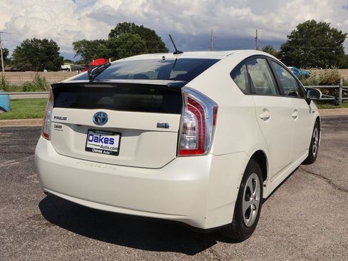 Used 2015 Toyota Prius Three FWD image 7