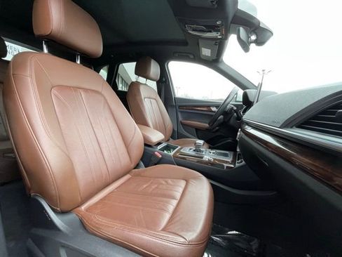 Used 2018 Audi Q5 2.0T Premium image 30