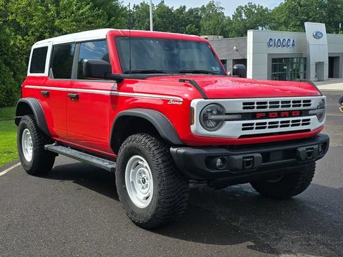 Used 2023 Ford Bronco Heritage Edition AWD/4WD image 3