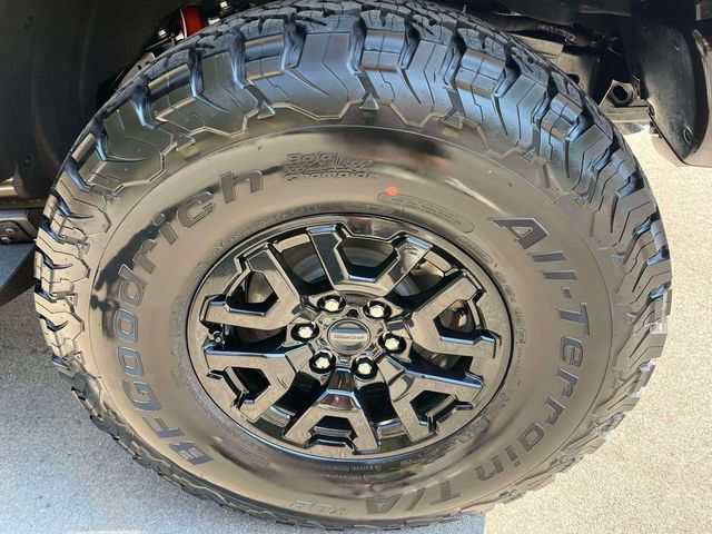 New 2026 Ford Bronco Raptor AWD/4WD image 11