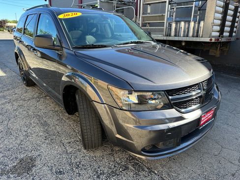 Used 2020 Dodge Journey SE w/ SE Popular Equipment Group image 11