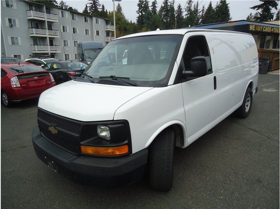 Used 2014 Chevrolet Express 1500 RWD image 1
