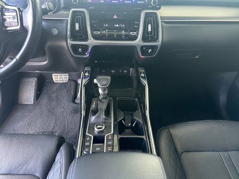 Used 2022 Kia Sorento SX FWD image 12