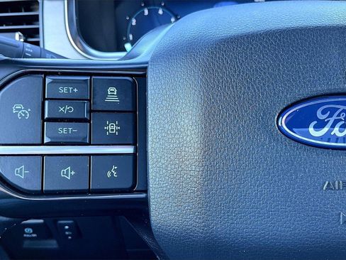 New 2025 Ford F150 Platinum w/ FX4 Off-Road Package image 19