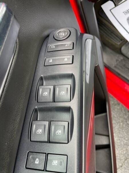Used 2018 Chevrolet Silverado 1500 LT RWD image 11