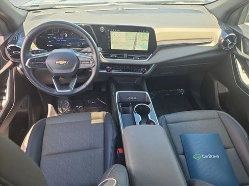 Certified 2025 Chevrolet Equinox LT w/ Convenience Package II FWD image 18
