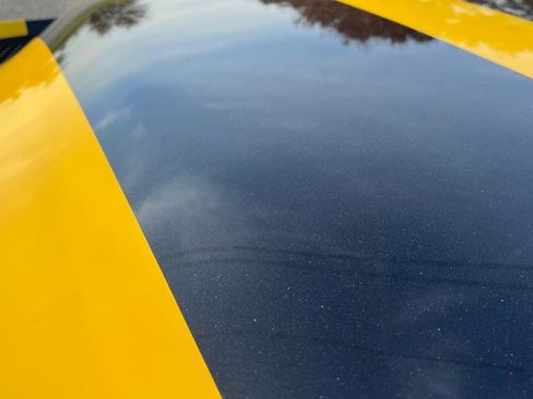 Used 2013 SRT Viper GTS w/ GTS Laguna Interior Pkg image 16