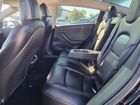 Used 2019 Tesla Model 3 Long Range image 17