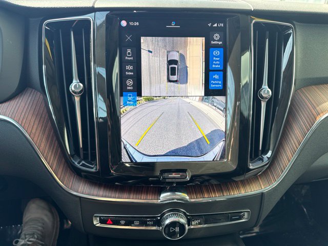 Certified 2024 Volvo XC60 B5 Plus w/ Protection Package Premier AWD/4WD image 26