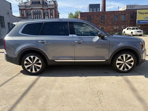 Used 2020 Kia Telluride S AWD/4WD image 9