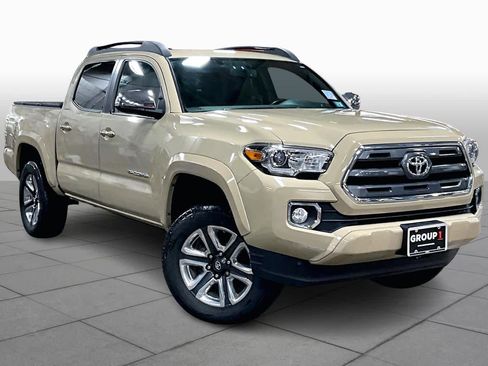 Used 2016 Toyota Tacoma Limited w/ Towing Package image 3