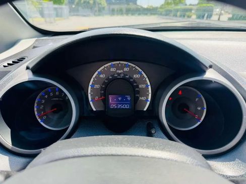 Used 2010 Honda Fit image 14