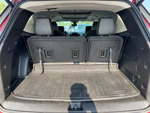 Used 2021 Chevrolet Traverse LT AWD/4WD image 18