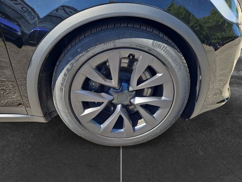 Used 2024 Tesla Model X AWD/4WD image 32