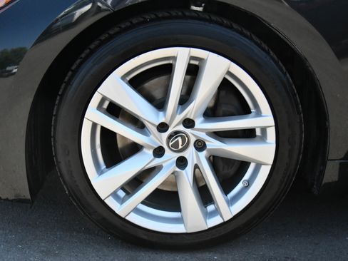 Used 2021 Lexus IS 300 w/ Comfort Package RWD image 12