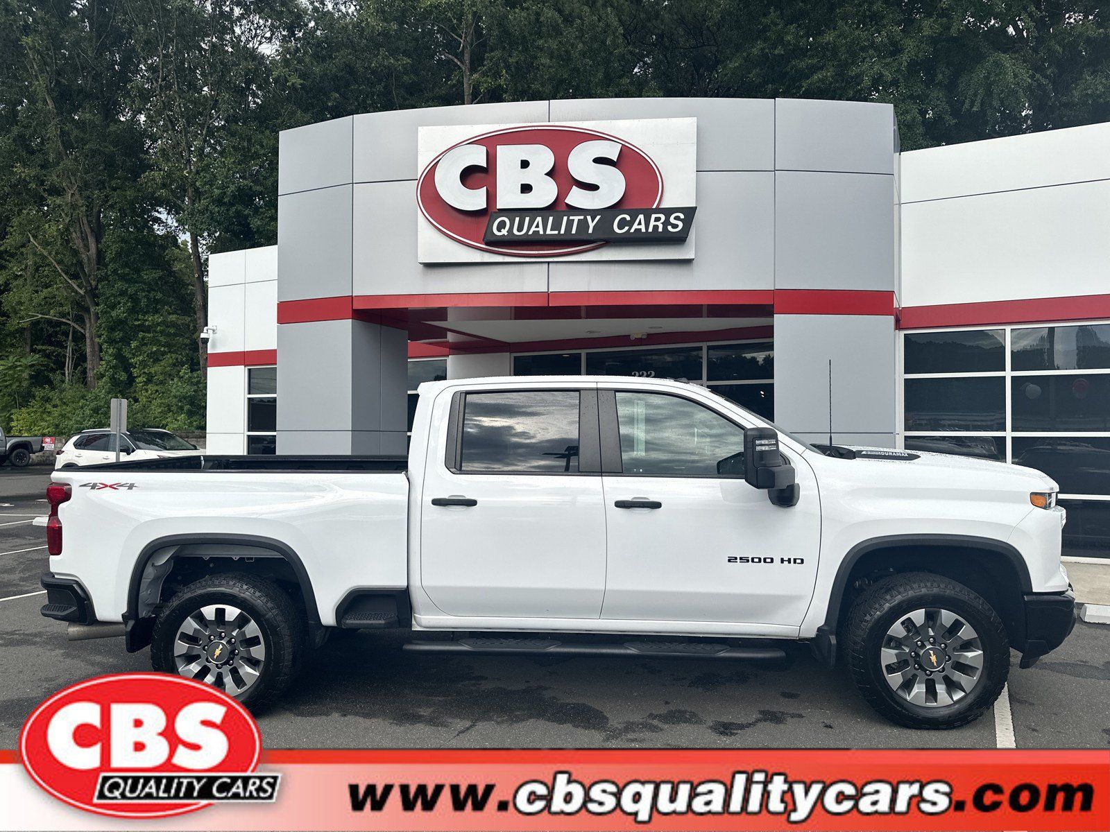 Used 2024 Chevrolet Silverado 2500 Custom w/ Custom Value Package AWD/4WD image 1