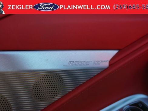 Used 2024 Chevrolet Corvette Stingray Premium Conv w/ Z51 Performance Package RWD image 31