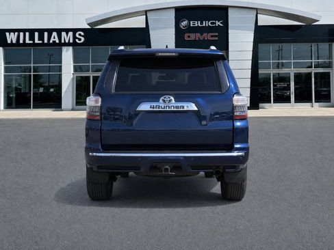 Used 2016 Toyota 4Runner Limited AWD/4WD image 7