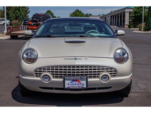 Used 2005 Ford Thunderbird 50th Anniversary RWD image 8