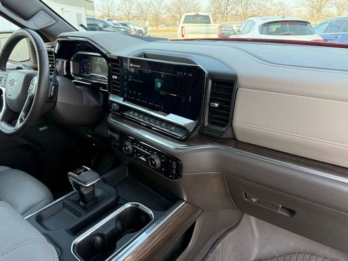 Used 2025 Chevrolet Silverado 1500 RST image 66