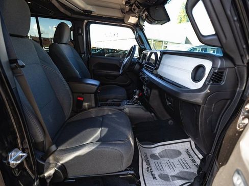 Used 2024 Jeep Gladiator Sport image 33