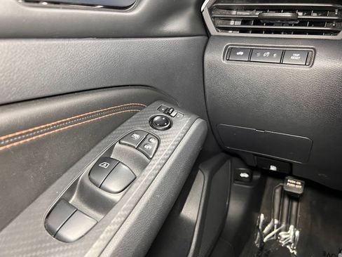 Used 2022 Nissan Altima 2.5 SR FWD image 14