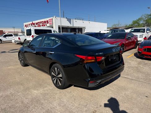 Used 2022 Nissan Altima 2.5 SV image 7