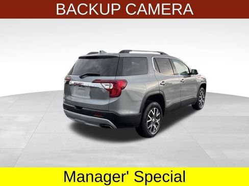 Used 2023 GMC Acadia SLE w/ Driver Convenience Package FWD image 7
