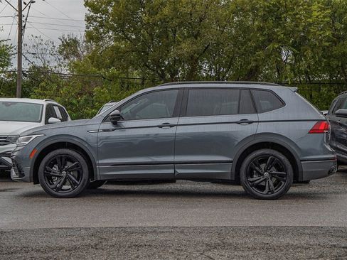New 2024 Volkswagen Tiguan SE R-Line image 4