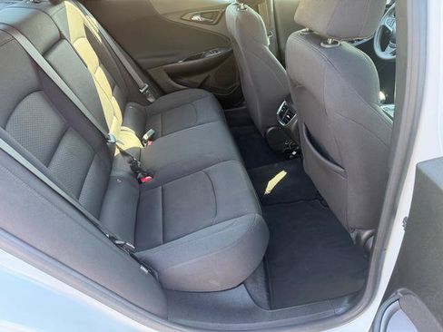 Used 2023 Chevrolet Malibu LT FWD image 10