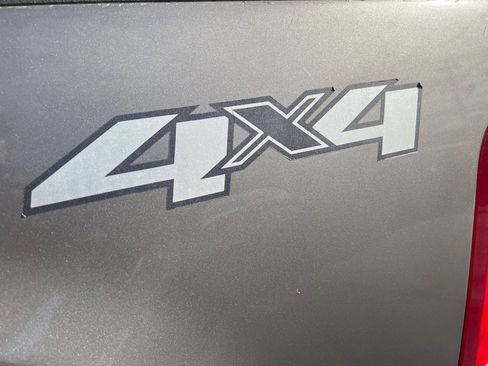 Used 2012 GMC Sierra 2500 SLT w/ SLT Convenience Package image 31