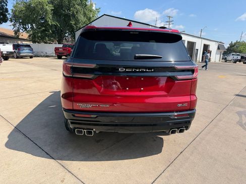 New 2026 GMC Acadia Denali Ultimate AWD/4WD image 32