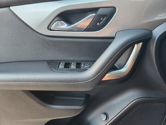 Used 2020 Chevrolet Blazer LT w/ LPO, Floor Liner Package FWD image 23