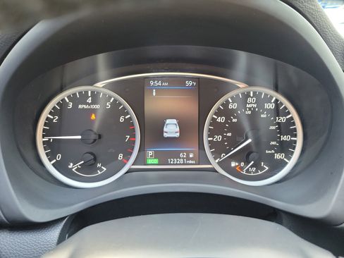 Used 2019 Nissan Sentra SV image 23