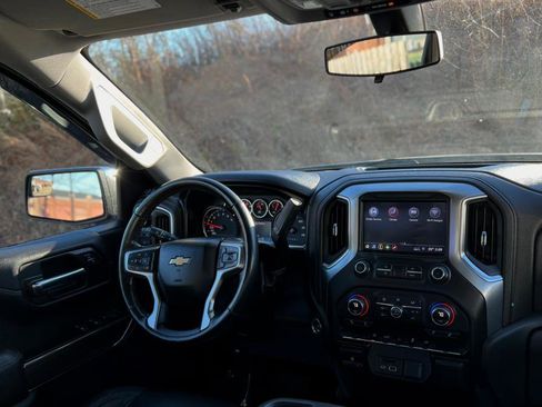Used 2019 Chevrolet Silverado 1500 LT w/ All-Star Edition image 13