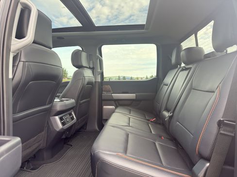 Used 2025 Ford F350 Lariat w/ Lariat Ultimate Package image 13