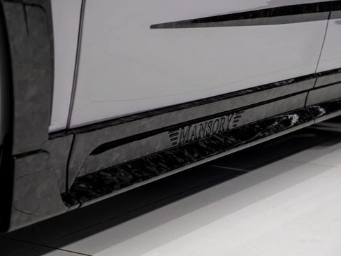 Used 2026 Rolls-Royce Cullinan AWD/4WD image 14