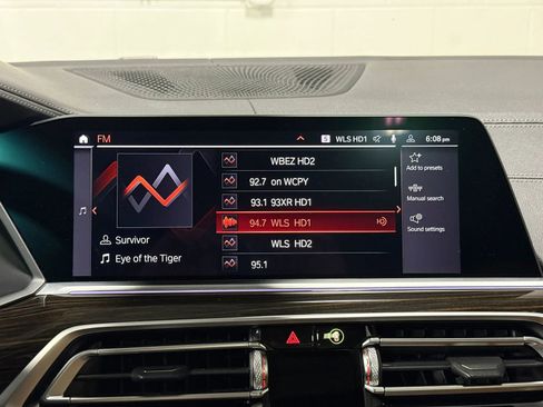 Used 2021 BMW X5 xDrive40i w/ Premium Package AWD/4WD image 37
