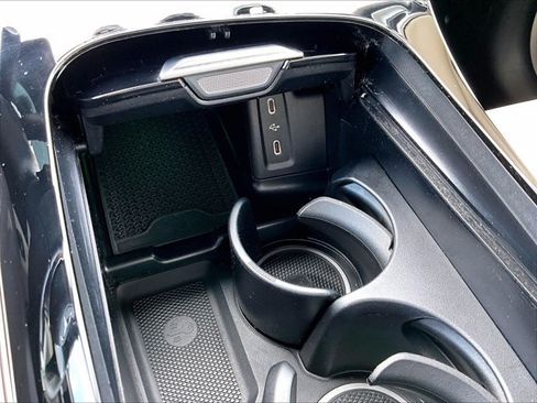 Certified 2025 Mercedes-Benz GLC 300 image 26