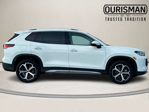 New 2026 Volkswagen Tiguan SE AWD/4WD image 2