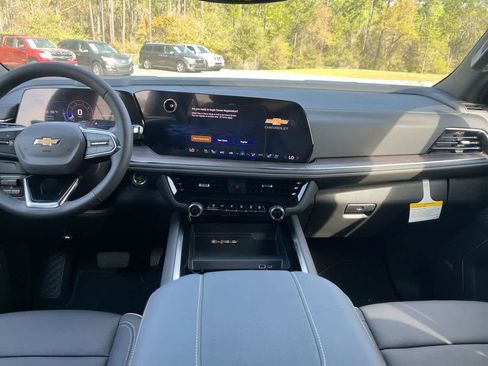 New 2026 Chevrolet Suburban Premier w/ Sun And Tow Package image 13