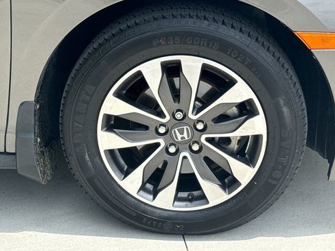 Used 2021 Honda Odyssey EX-L image 10