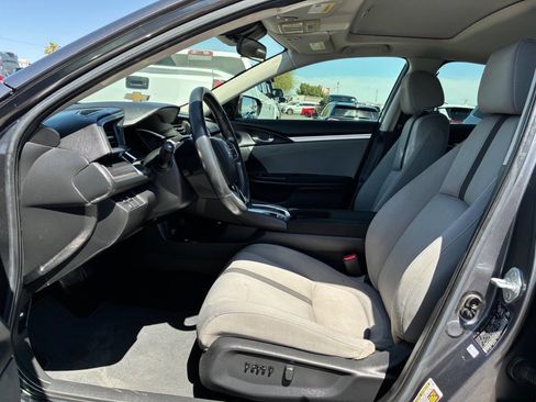 Used 2019 Honda Civic EX image 11