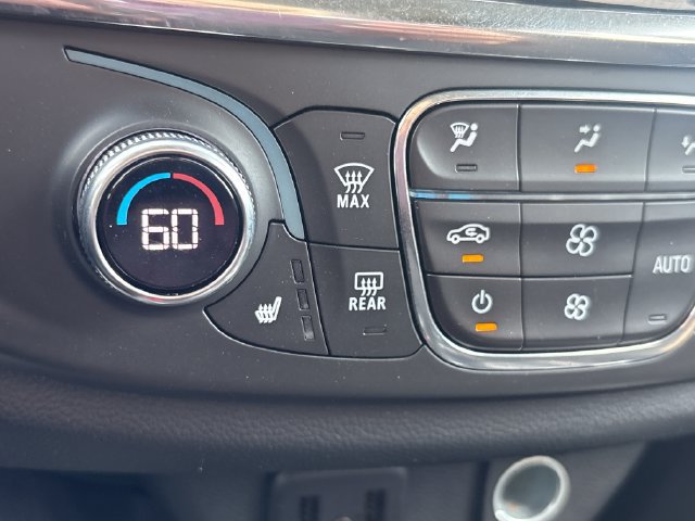 Used 2019 Chevrolet Traverse LT AWD/4WD image 31