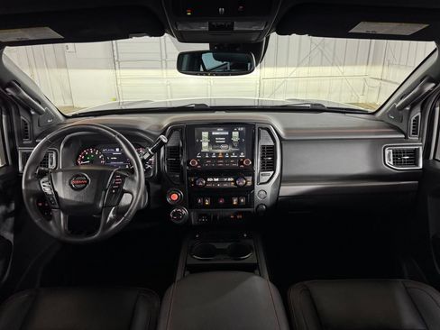 Used 2020 Nissan Titan PRO-4X w/ Pro-4x Convenience Package AWD/4WD image 22
