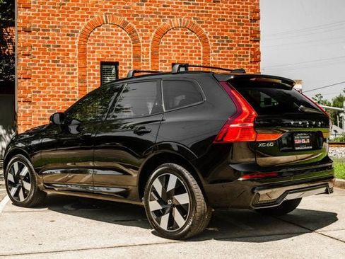Used 2025 Volvo XC60 T8 Plus w/ Climate Package AWD/4WD image 23
